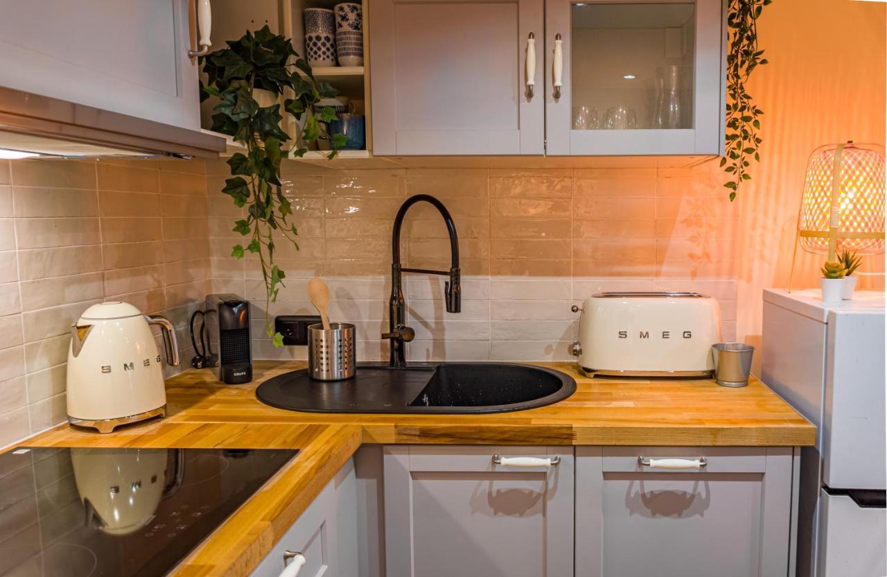 Nice Vieille Ville Appartement Neuf Et Cosy, Deux Chambres, 6 Couchages Zewnętrze zdjęcie