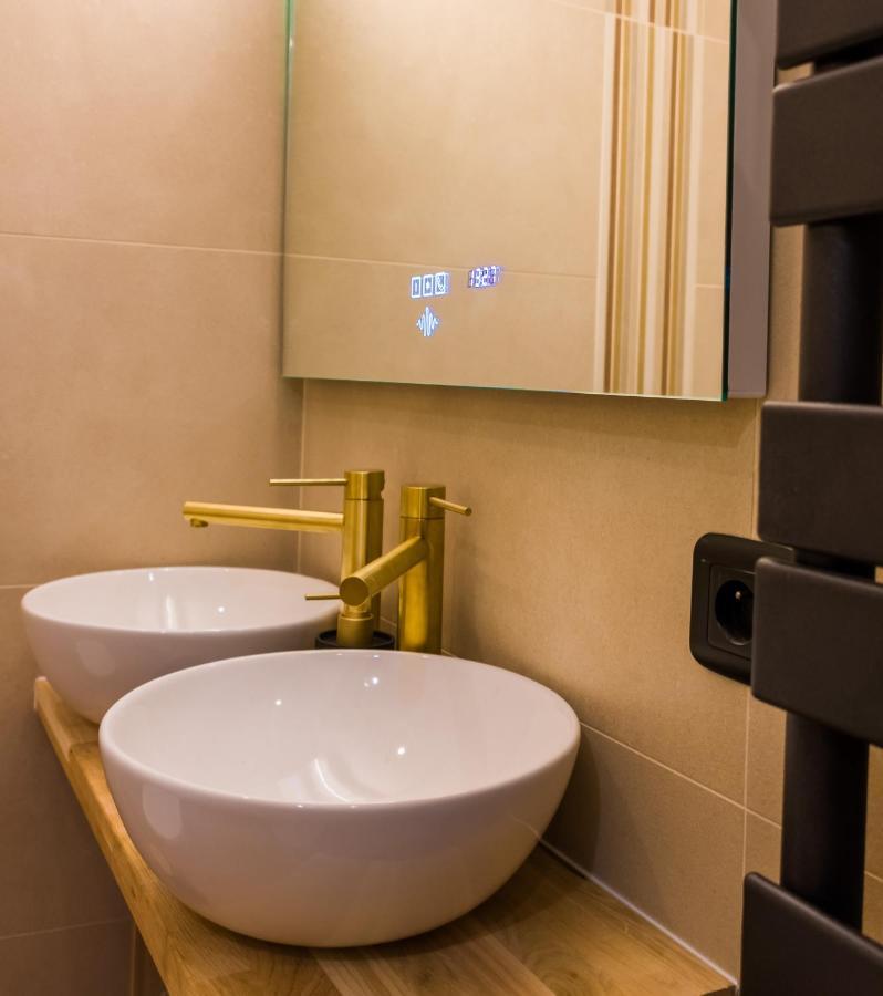 Nice Vieille Ville Appartement Neuf Et Cosy, Deux Chambres, 6 Couchages Zewnętrze zdjęcie